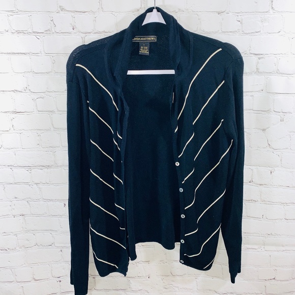 linda matthews Sweaters - Linda Matthew Black and White Sweater Cardigan L